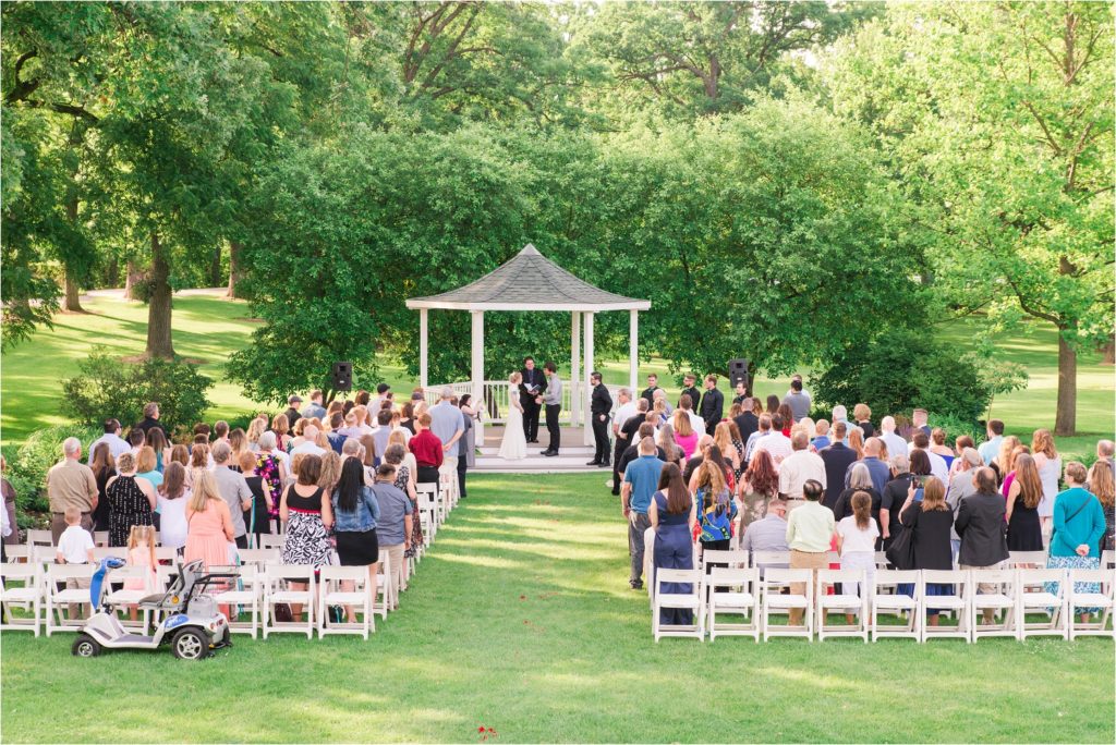 Wedding Venues in Suburbs of Chicago | Marc & Mindy
